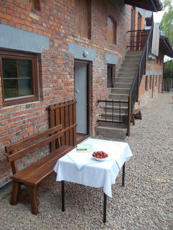 Dwor W Boleniu Villa Exterior foto