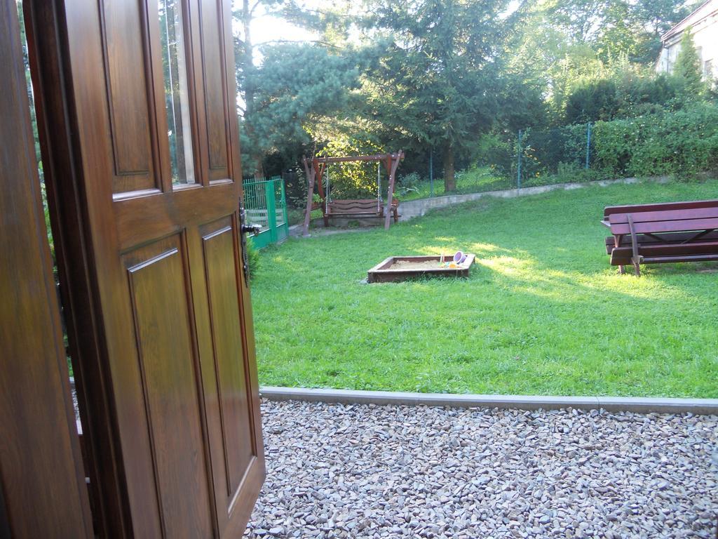 Dwor W Boleniu Villa Exterior foto